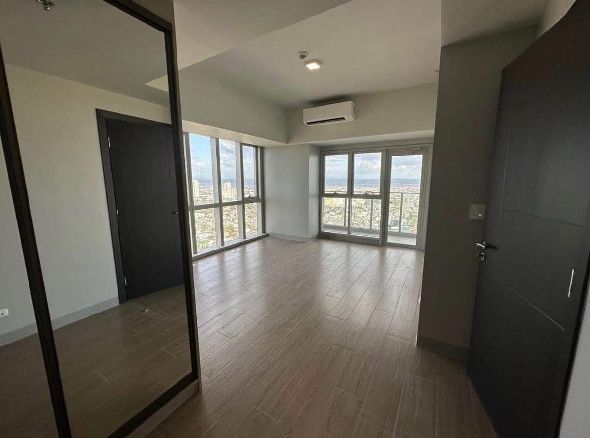 FOR RENT: 2BR Condo Unit | ₱120,000 | Uptown Arts 🚫 No agents/brokers – Interested tenants only - photo 5
