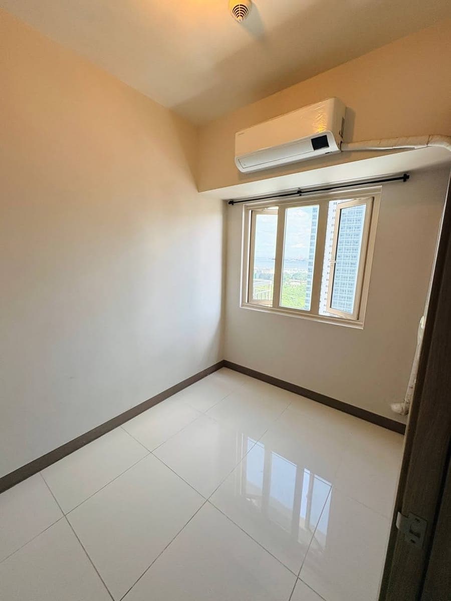 1 BEDROOM FOR RENT CONDO UNIT - photo 1