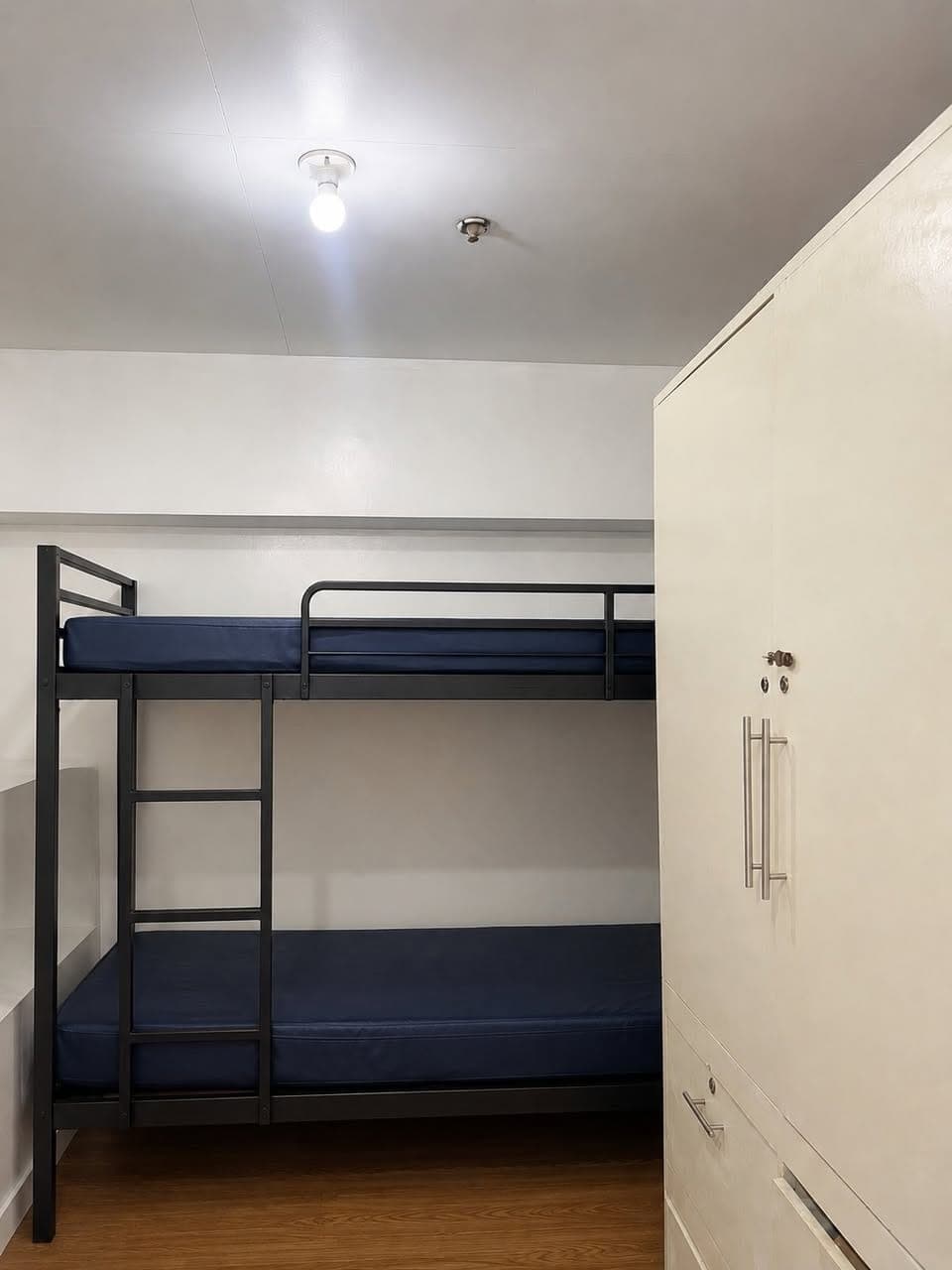 # Victoria Station 1 Dormitory – Bed Space for Rent‼️ - photo 1