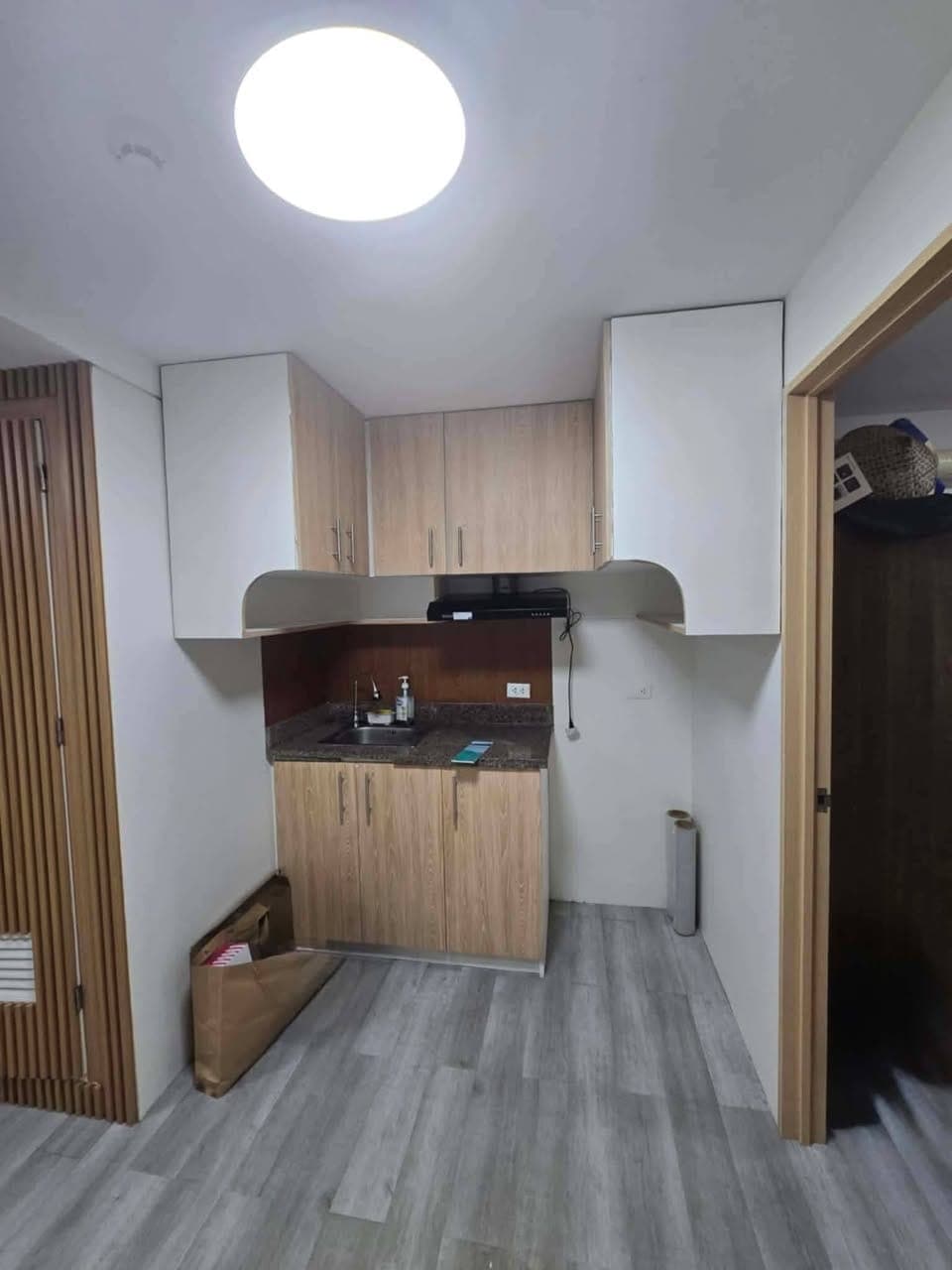 UNIT 4 RENT - photo 2