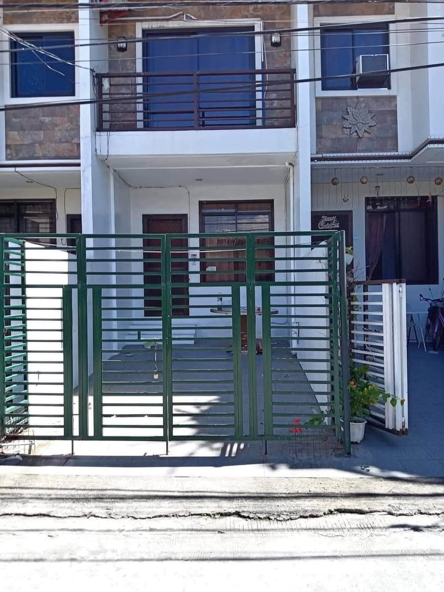 House for Rent town House - photo 1