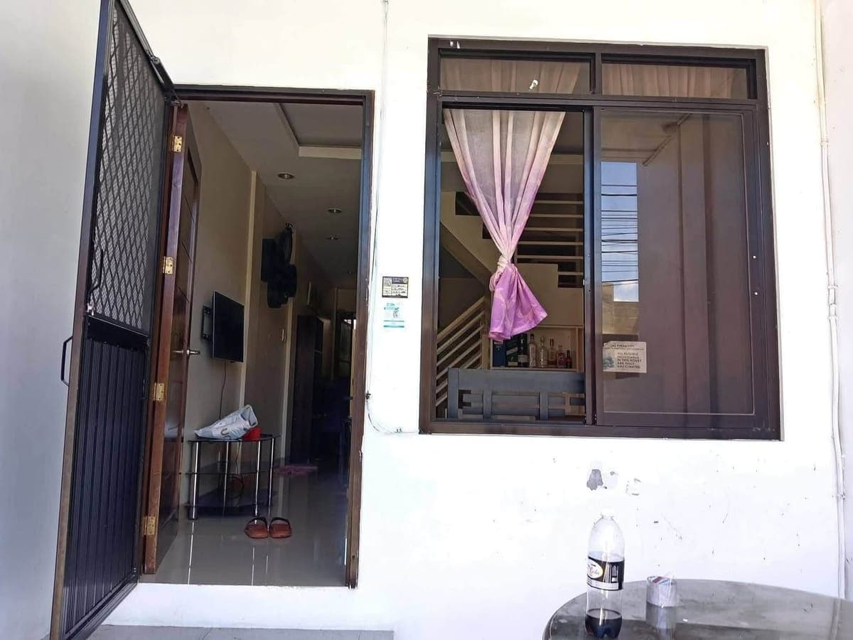 House for Rent town House - photo 2