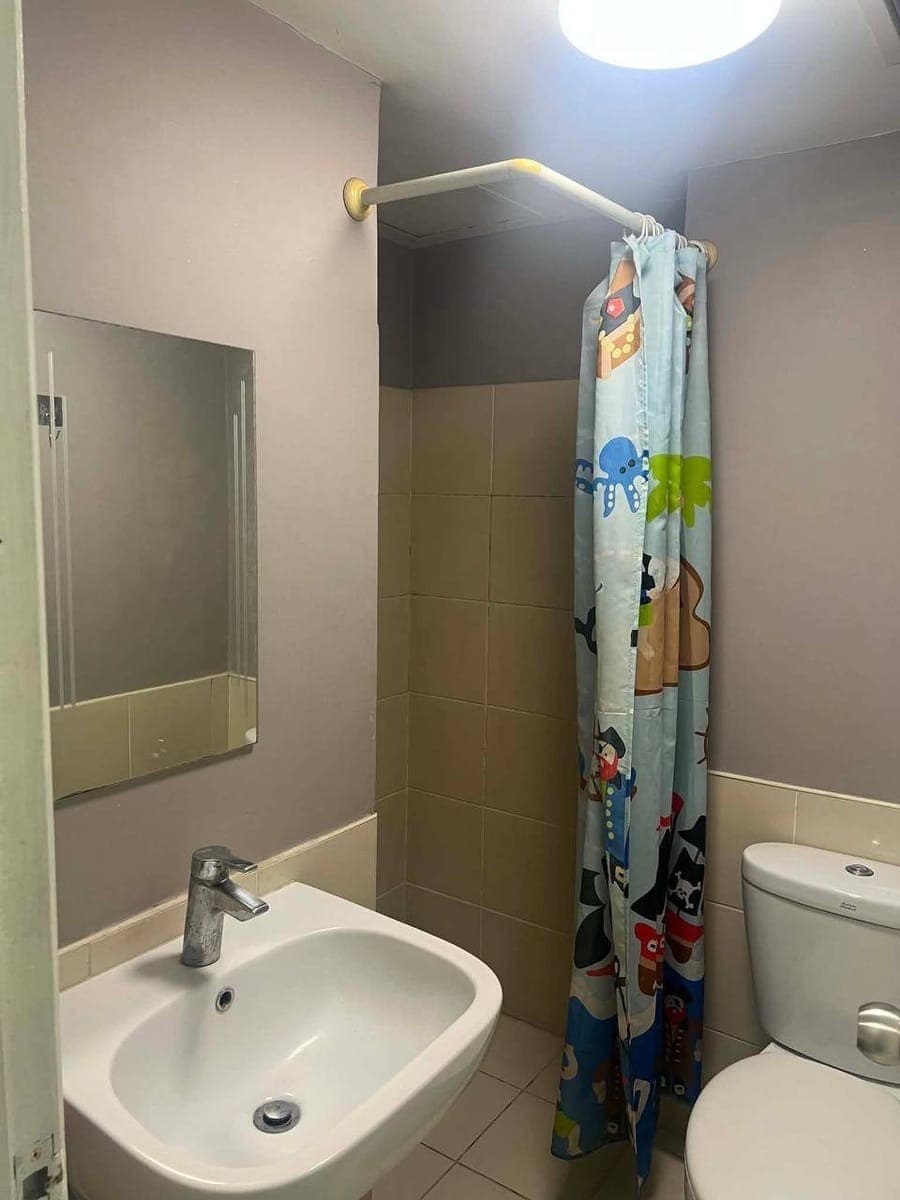 FOR RENT STUDIO UNIT IN MAKATI CITY - photo 4