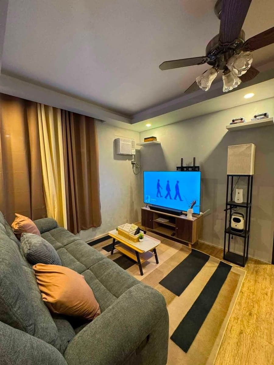🏡 Condo For Rent - photo 3