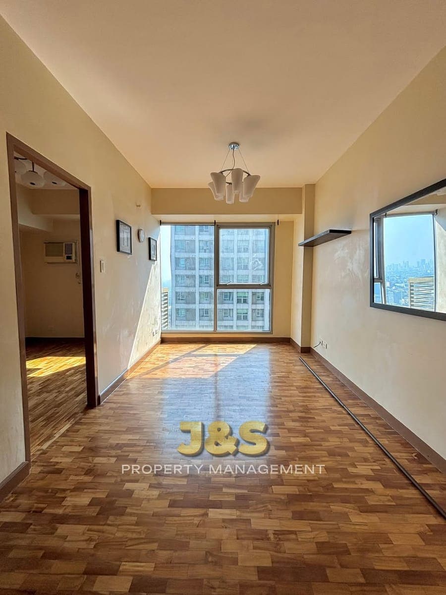 1BR for Rent At The Capital Towers Athens - photo 1