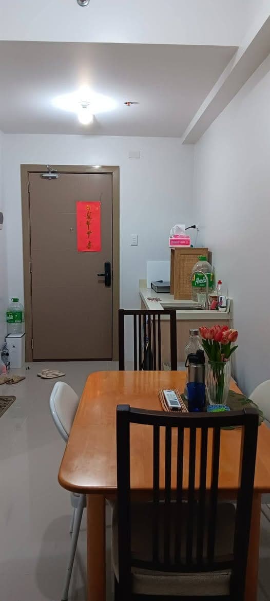 Available longterm for rent 1br semi furnished with balcony Grandmesa Residences - photo 2