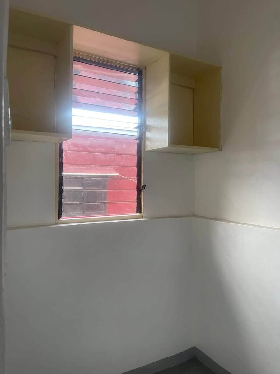 Studio type house for rent - photo 4