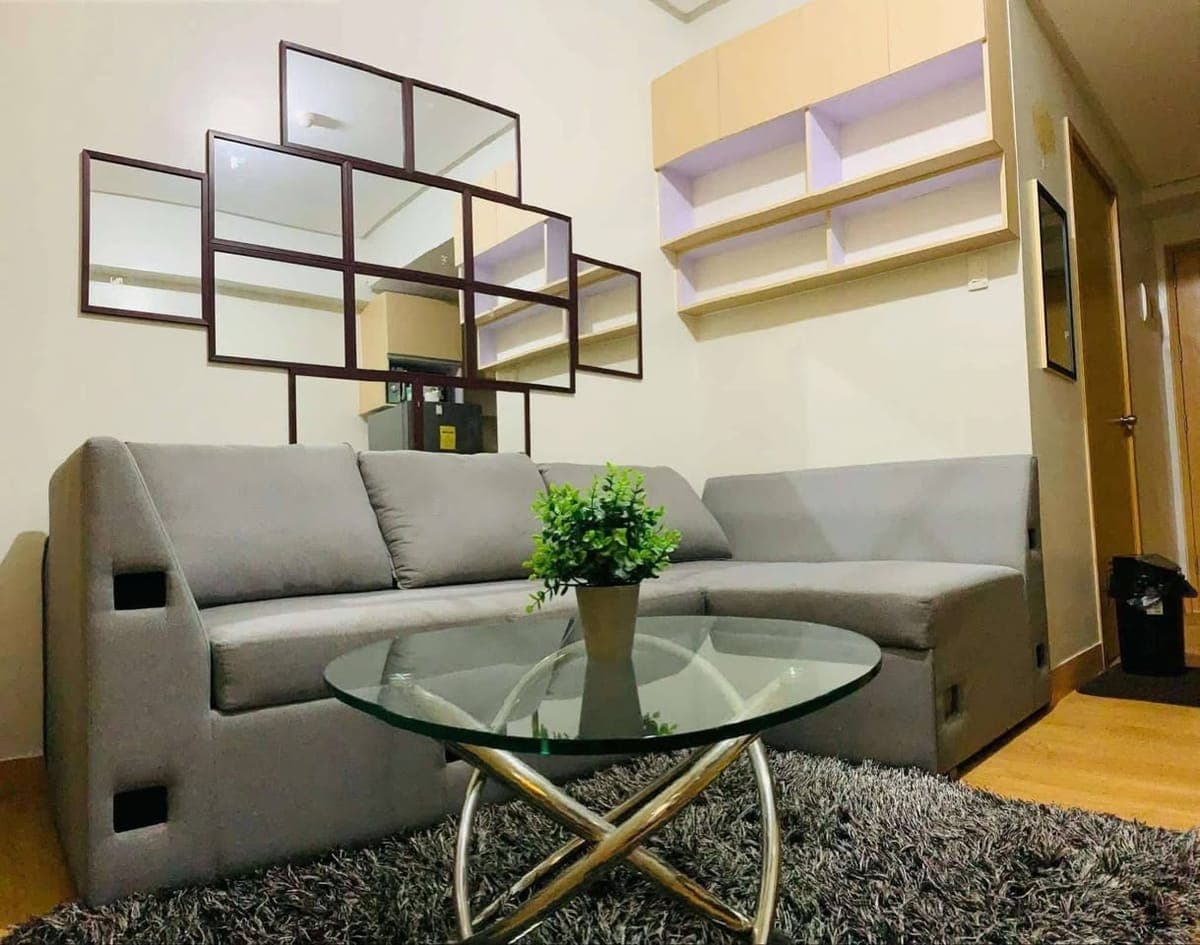 ✨FOR RENT✨LOW RISE CONDO IN QC - photo 4