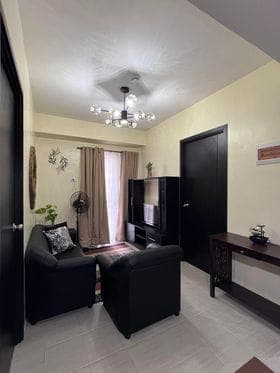 For Lease - photo 3
