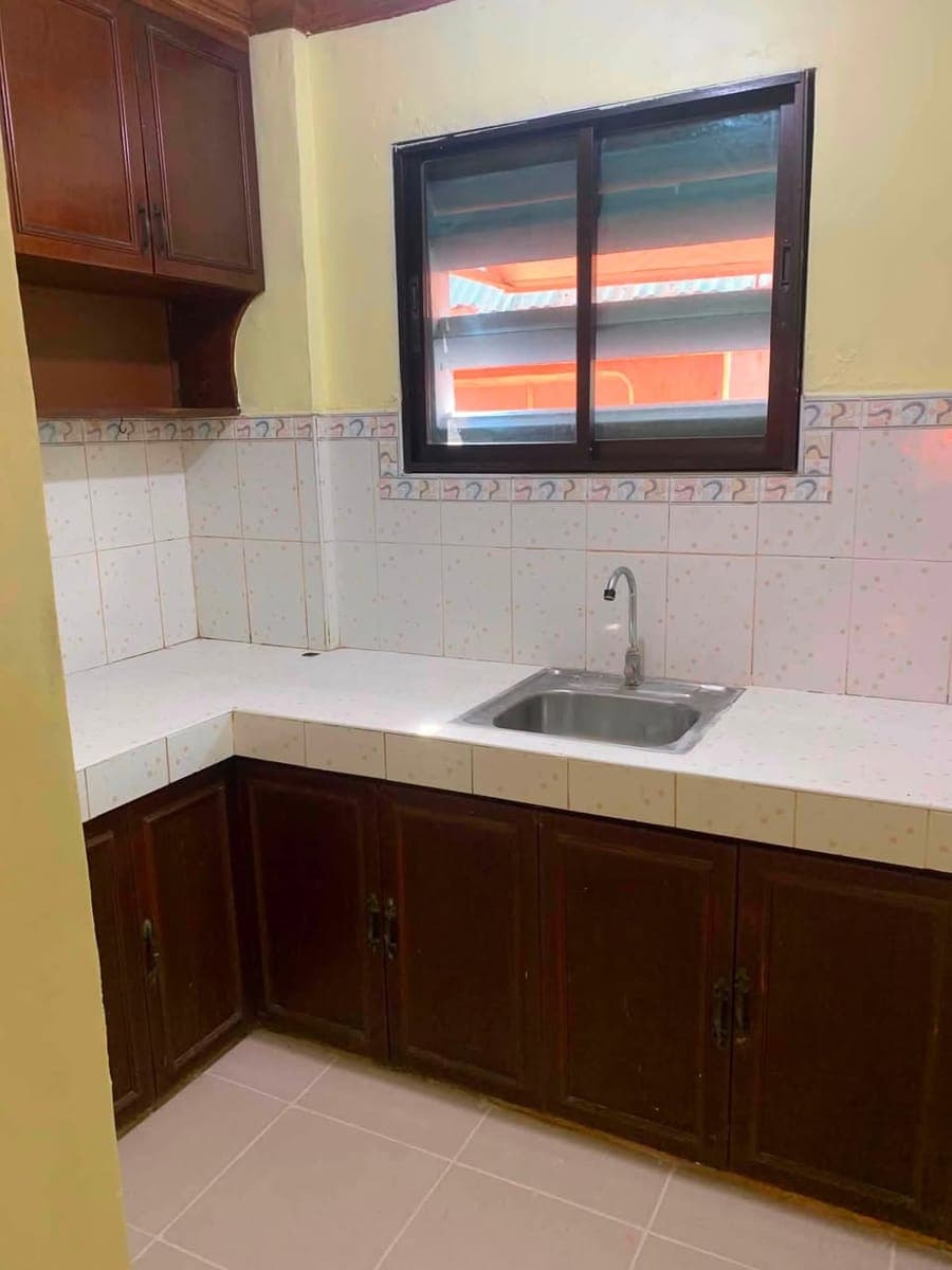 For rent 1 bedroom with 1 toilet and built in cabinets - photo 5