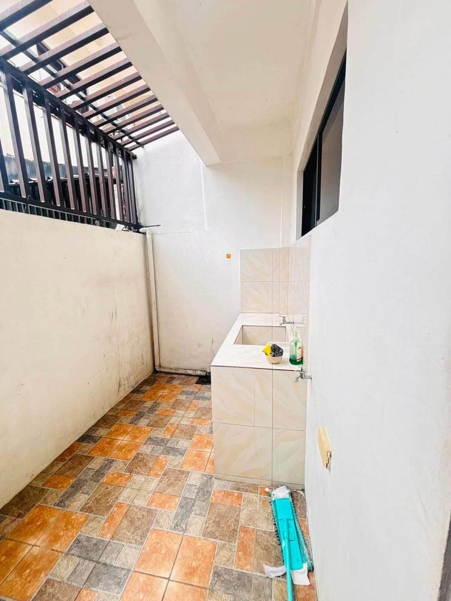 House for rent in las pinas city - photo 5