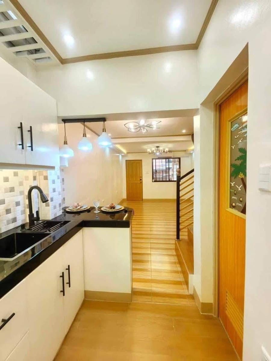 🏠 VILLA JACINTA Pulang Lupa Dos Las Pinas City - photo 4