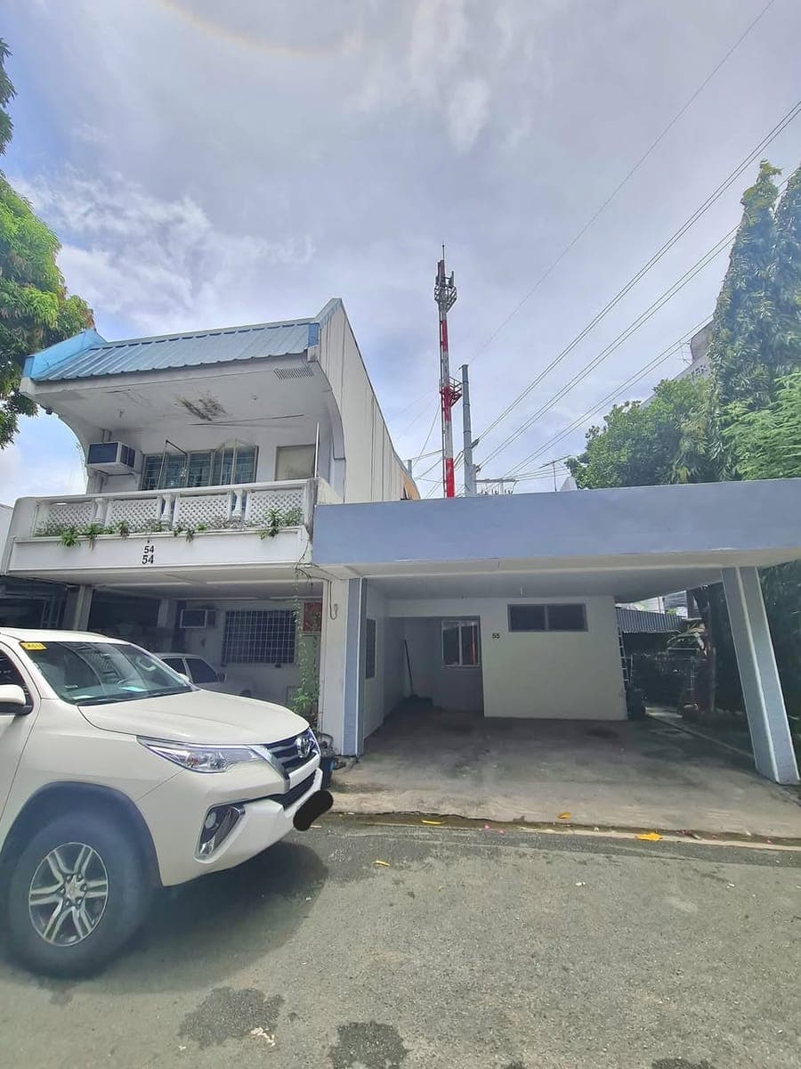 🚨 HOUSE FOR RENT IN MAKATI FOR ONLY ₱70K/MONTH! 🚨 - photo 1