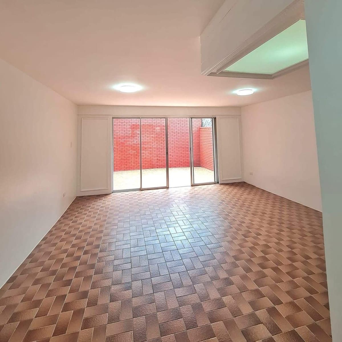 🚨 HOUSE FOR RENT IN MAKATI FOR ONLY ₱70K/MONTH! 🚨 - photo 5