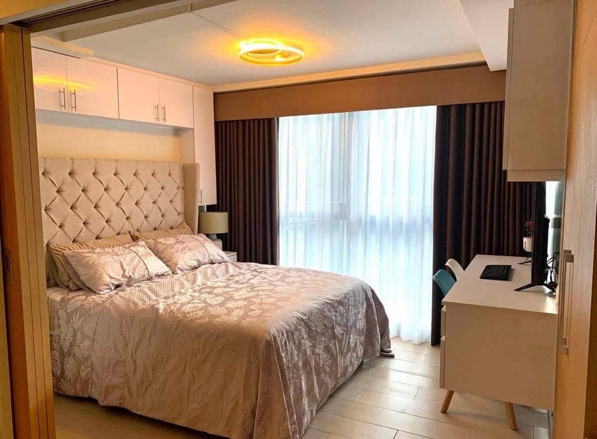 Uptown Parksuites - photo 1