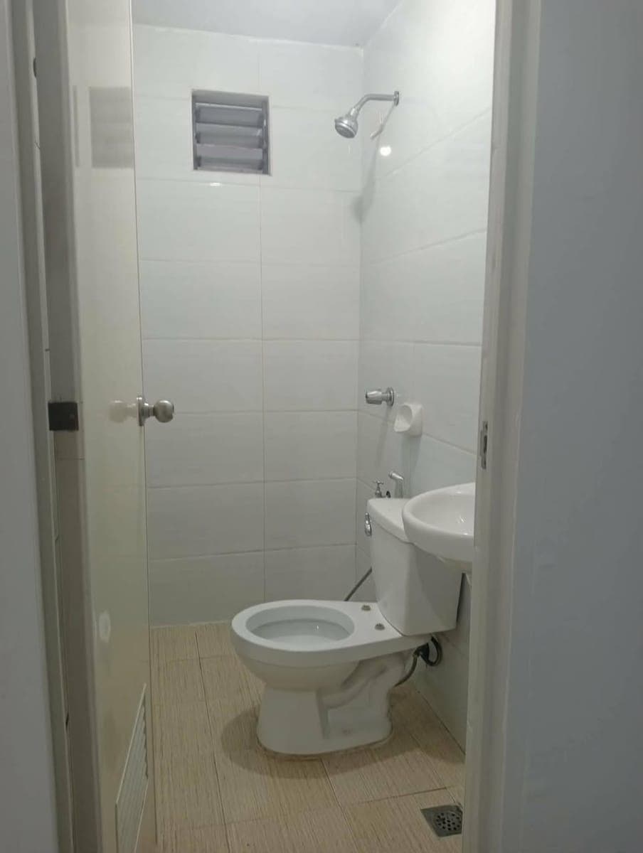 Studio type for rent good for 1-3 pax - photo 3