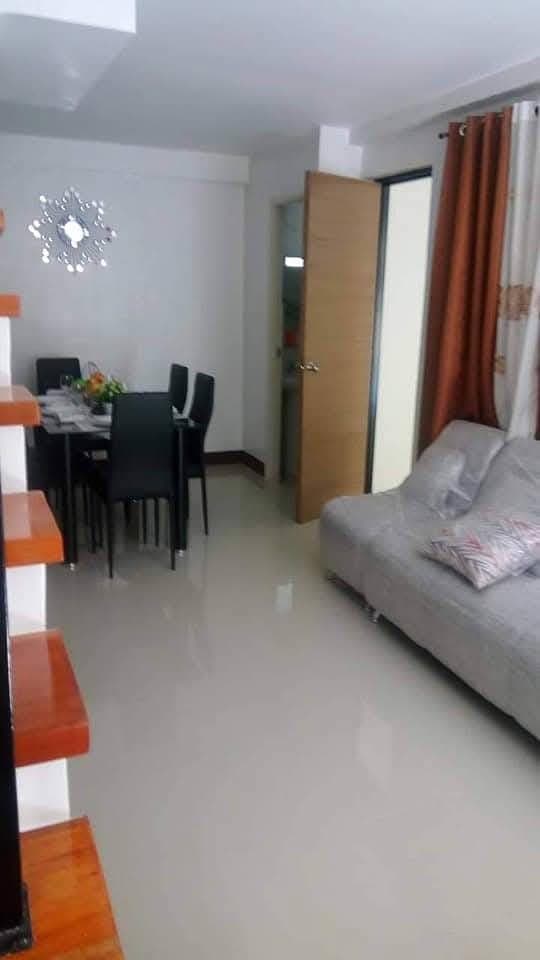 For Rent Townhouse Near Fairview Terraces Quezon City ,Sm Fairview and Robinsons - photo 2