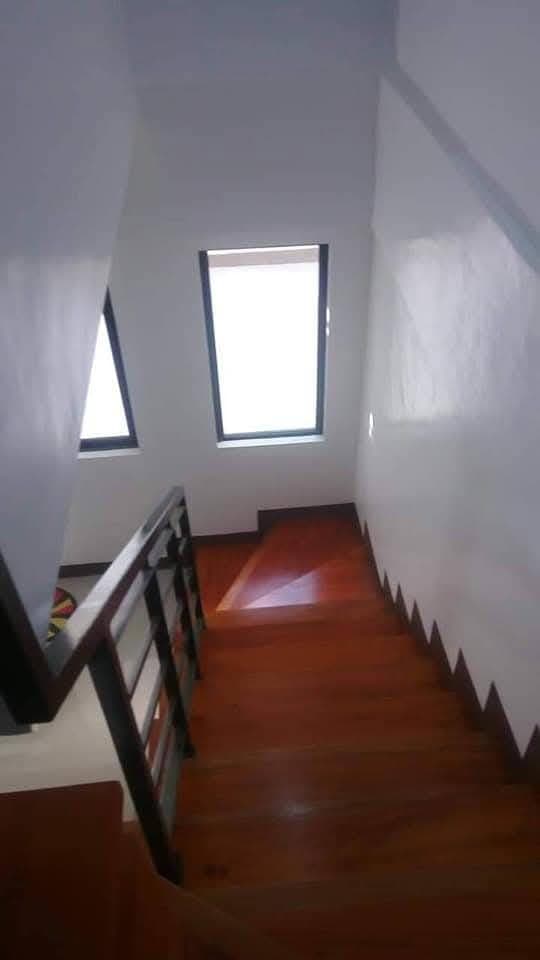 For Rent Townhouse Near Fairview Terraces Quezon City ,Sm Fairview and Robinsons - photo 4