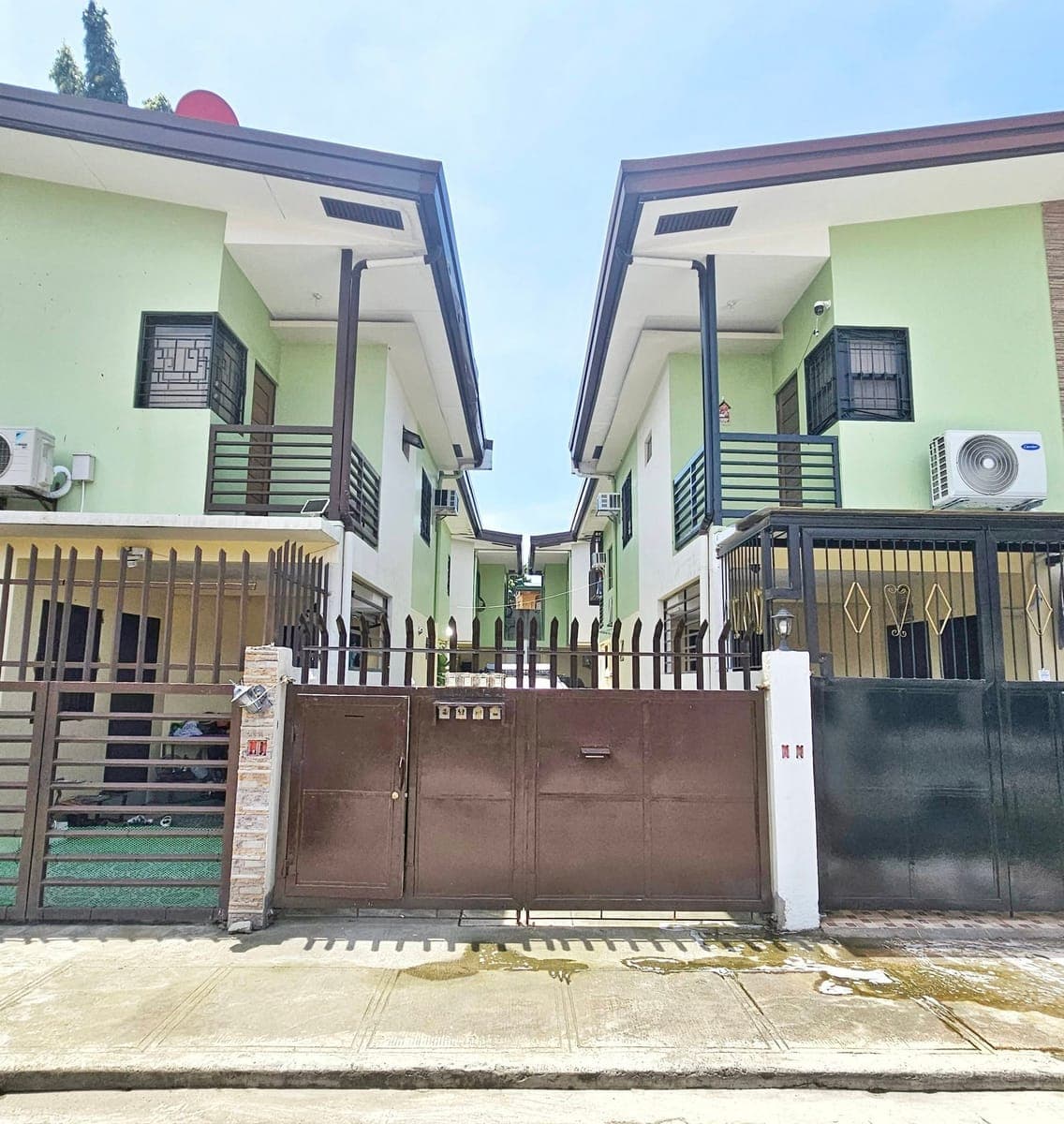 2 Storey House for Rent - photo 1