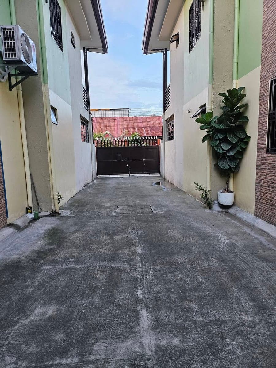 2 Storey House for Rent - photo 2
