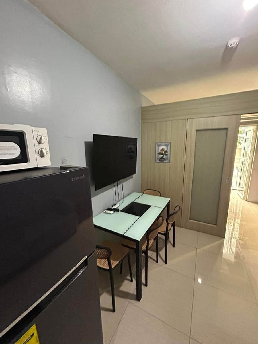 SHORE RESIDENCES FOR RENT - Available on Sept 5 onwards - photo 1