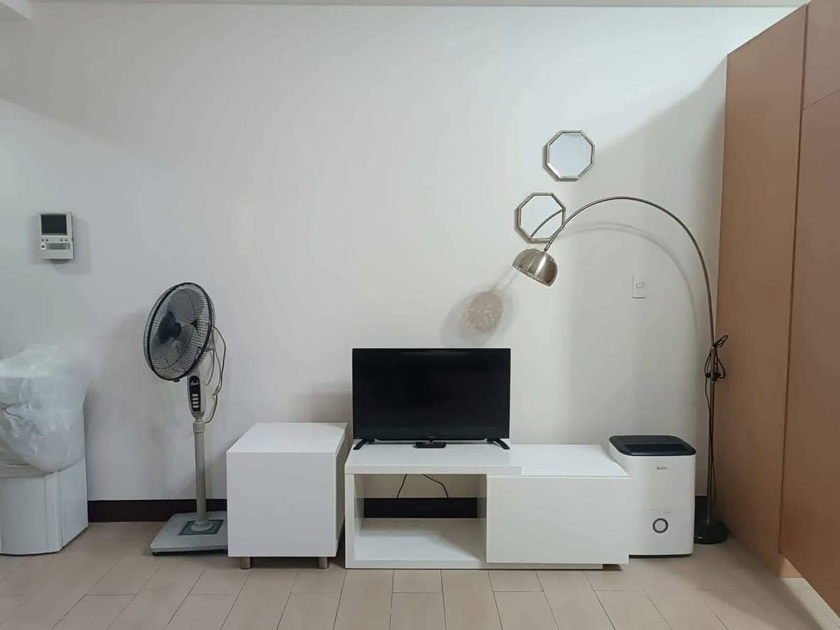 25K MONTHLY IN THREE CENTRAL MAKATI ‼️ - photo 1