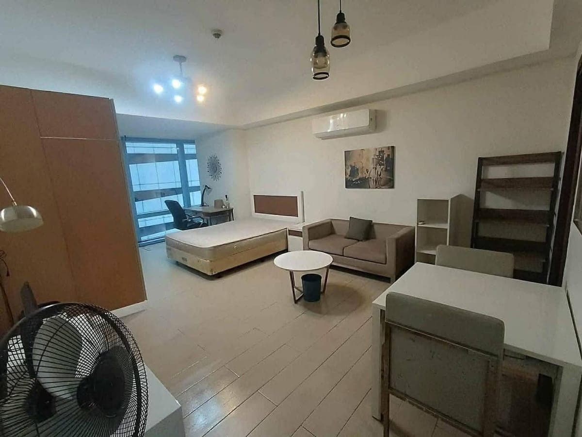 25K MONTHLY IN THREE CENTRAL MAKATI ‼️ - photo 2