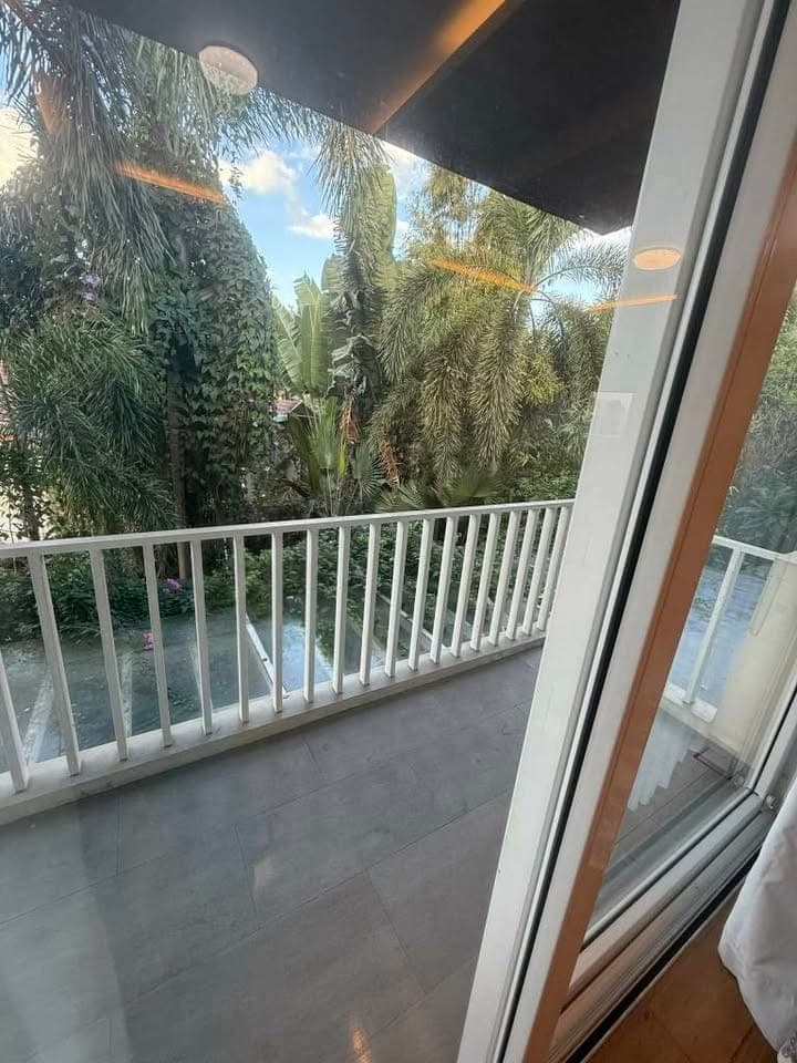 North Forbes Park Area, Makati House For Rent - photo 2