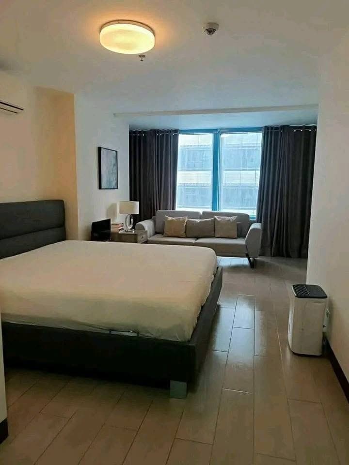 Two Bedroom Condo Unit for Rent in Two Central Makati - photo 1