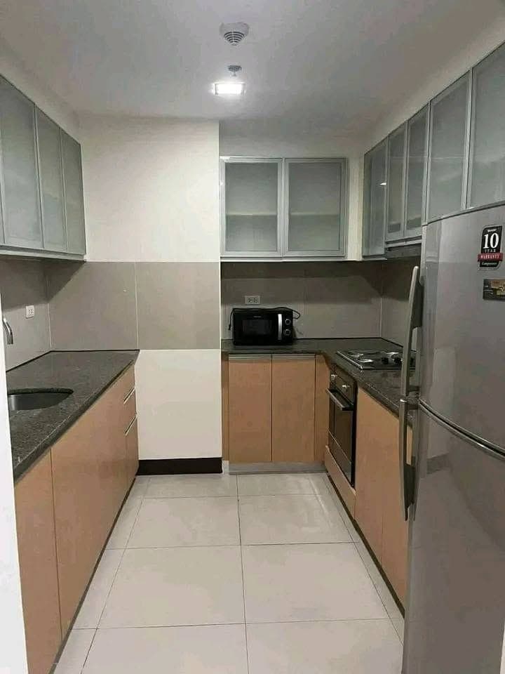 Two Bedroom Condo Unit for Rent in Two Central Makati - photo 4