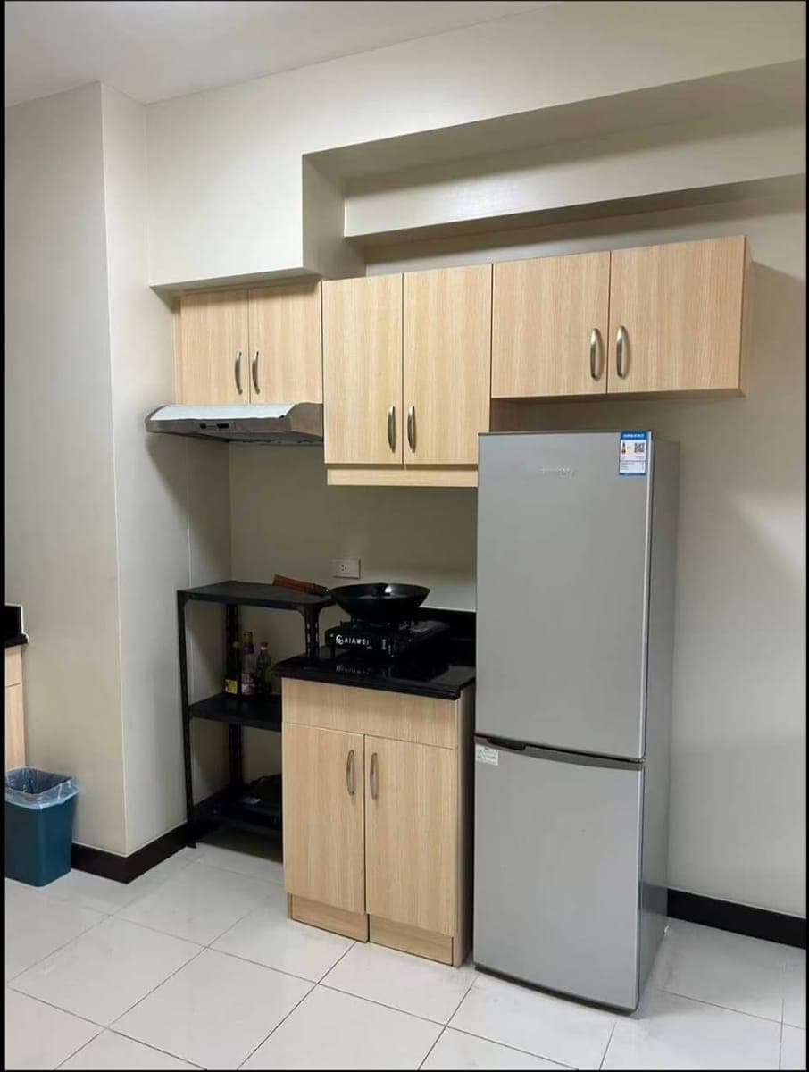 Sheridan Tower, 26 floors, 2 bedrooms and 1 living room, 56 square meters, 32K including property fe... - photo 2