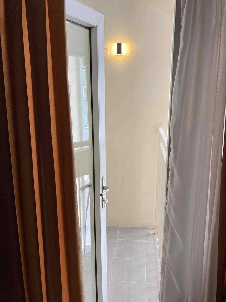 FOR RENT: ₱16,000/month. | Inclusive association dues - photo 1