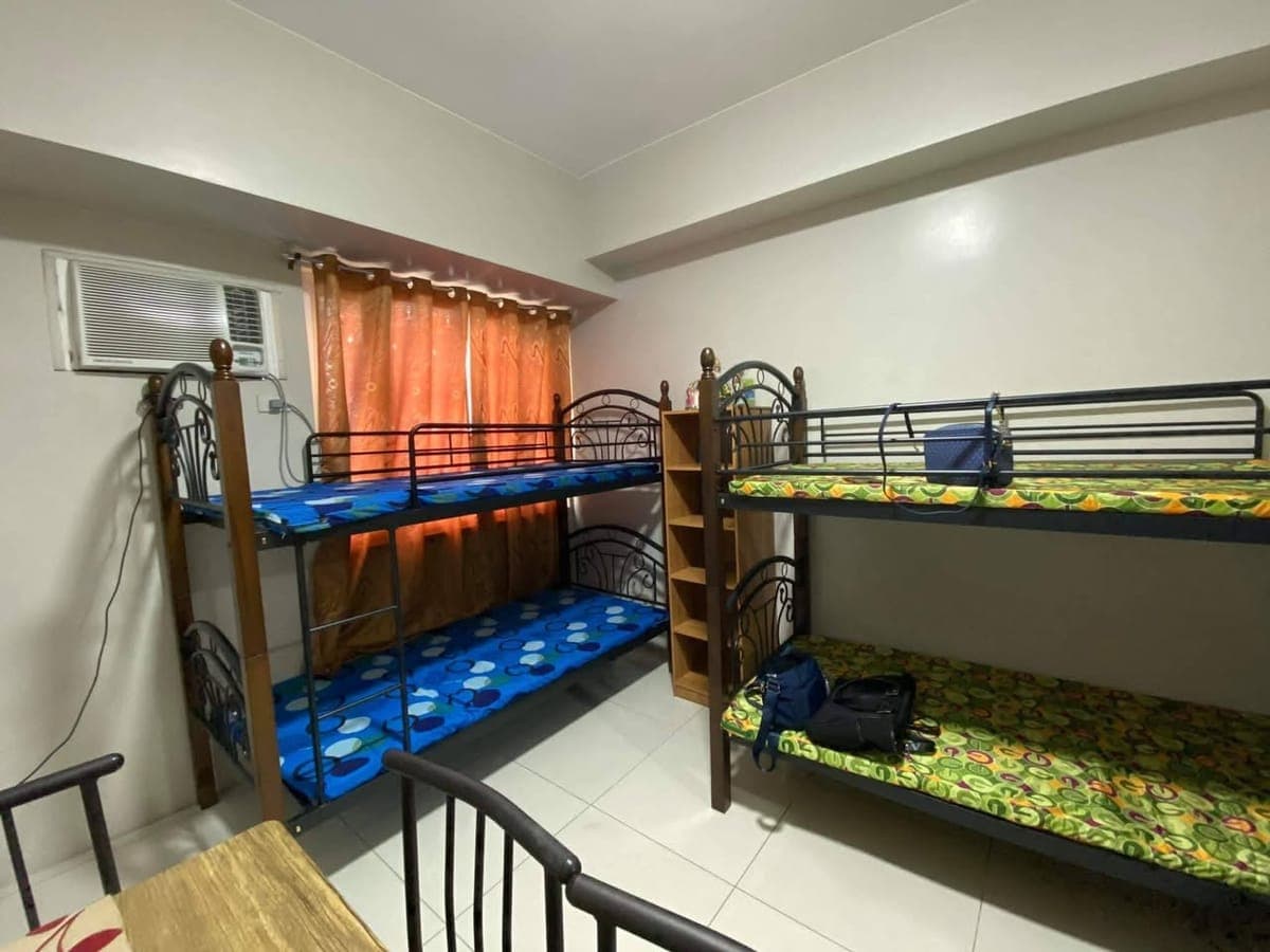 RUSH CONDO UNIT FOR RENT - photo 1