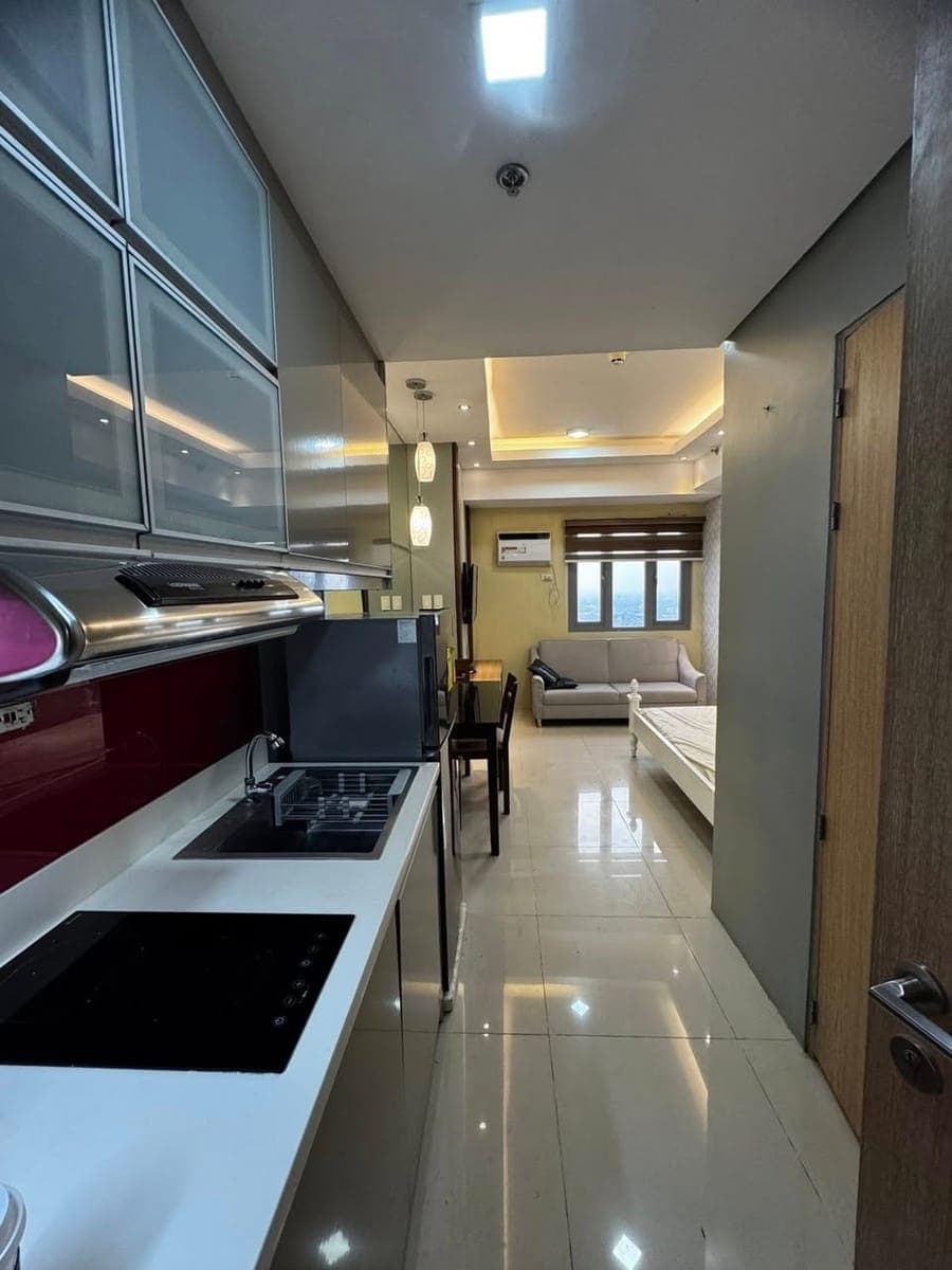 For Rent: - photo 1