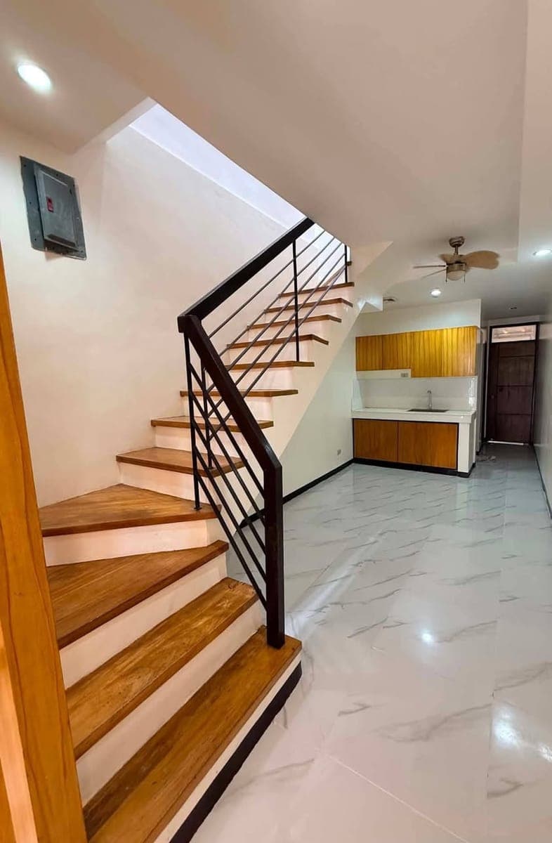 3BR 3CR Townhouse for Rent - photo 1