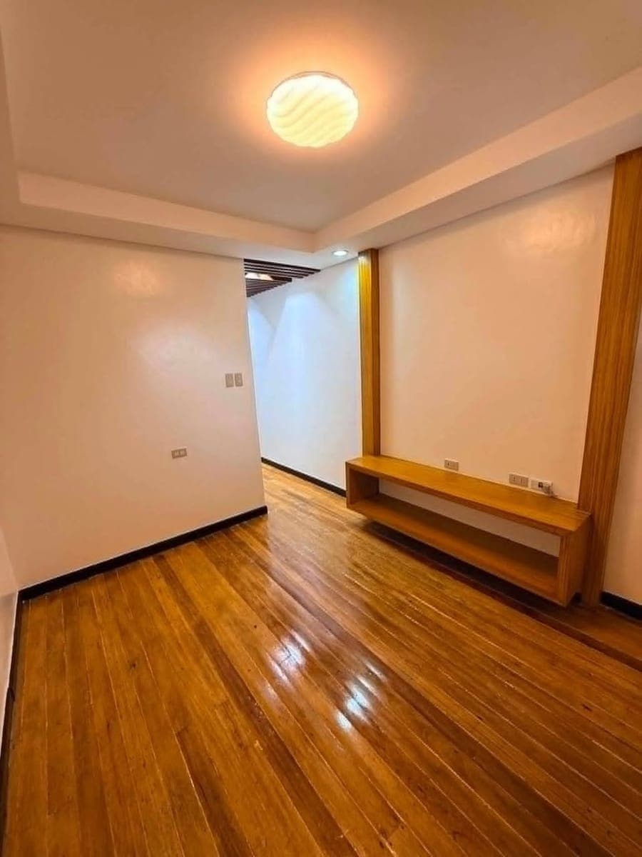 3BR 3CR Townhouse for Rent - photo 4