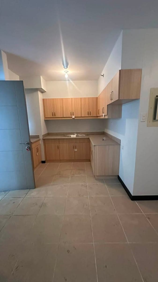For rent alea residences bare unit for only 15k 2bedroom bigger cut unit - photo 2