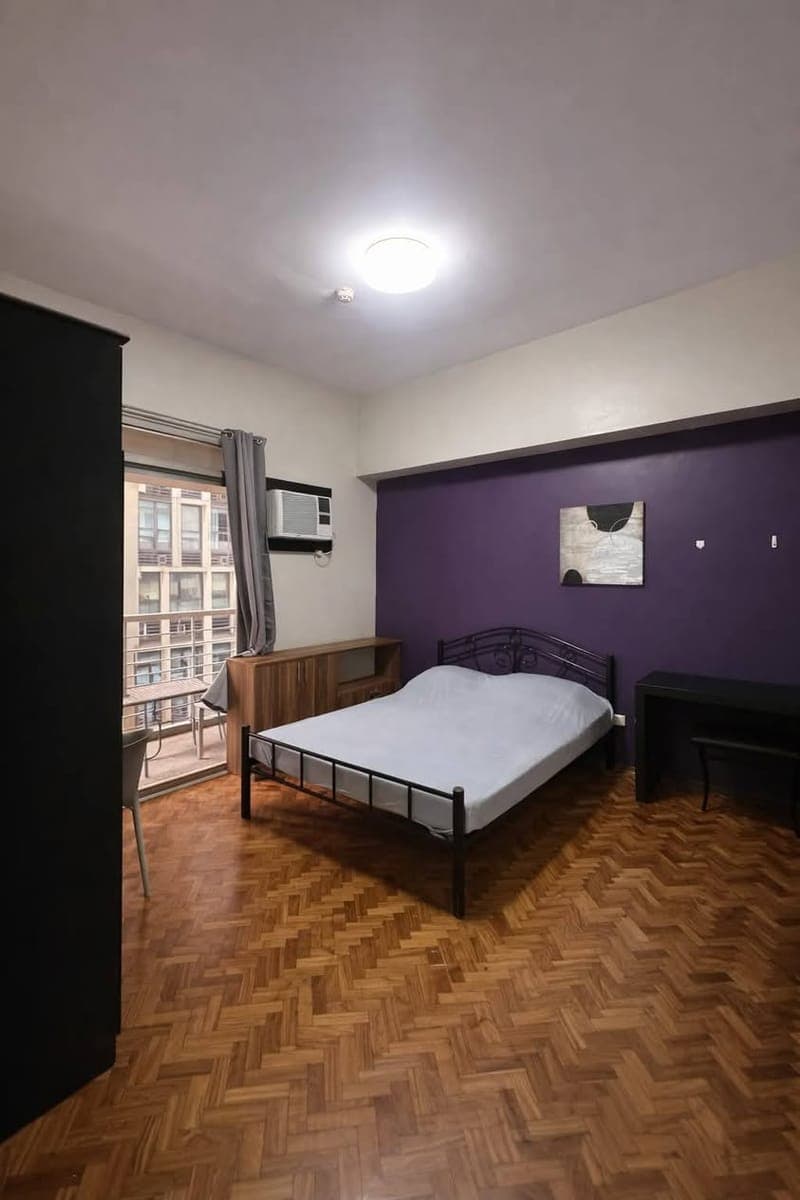 2BR Big Cut Unit w/ Balcony - photo 3