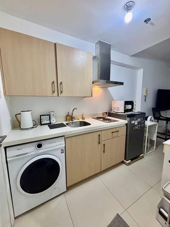 FOR RENT: ₱16,000/month. | Inclusive association dues - photo 1
