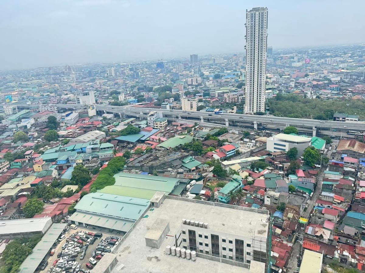 BRANDNEW !!!1bedroom at Avida Cloverleaf Near Ayala Clovermall / Affordable condo  !!! - photo 2
