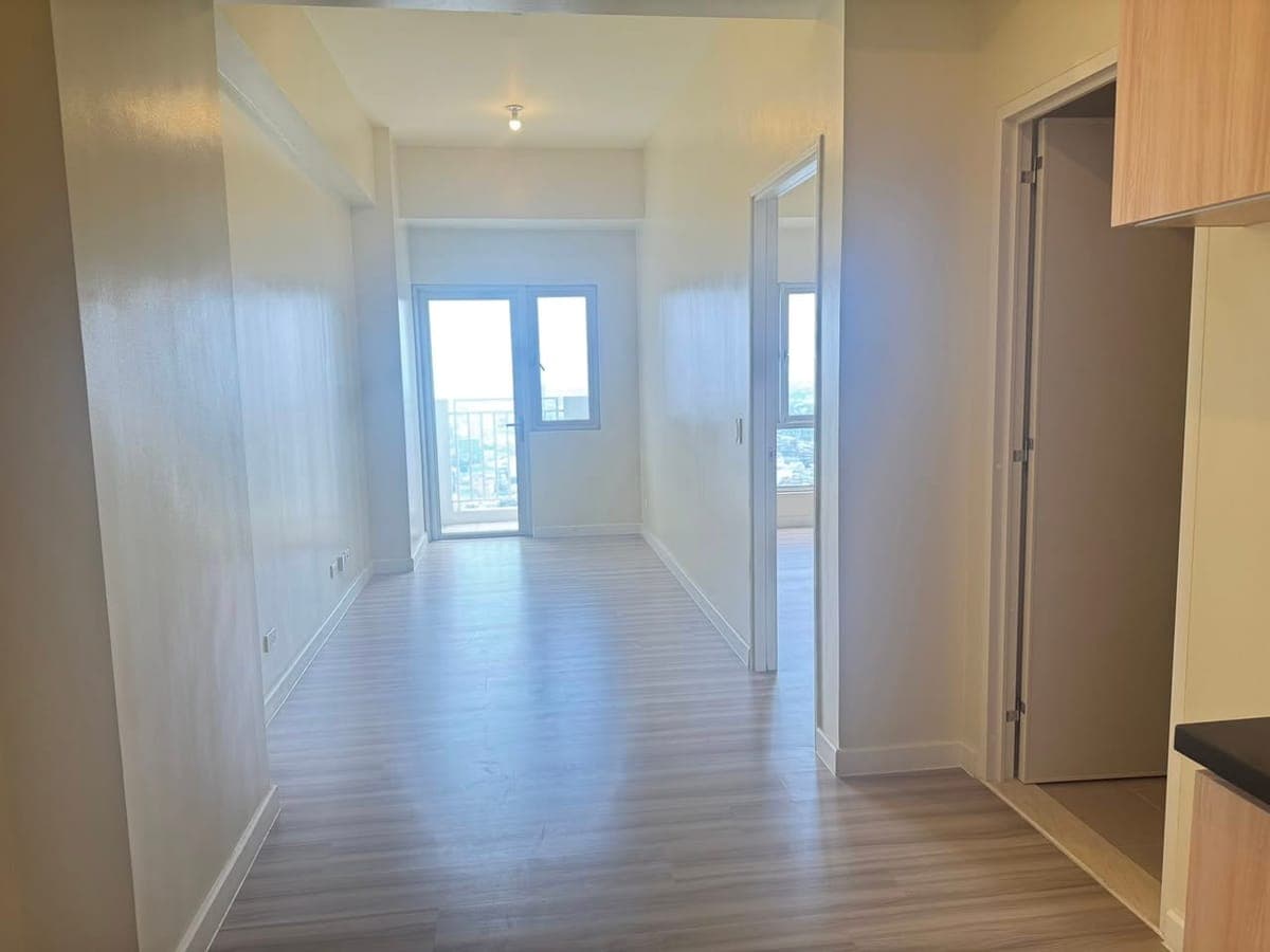BRANDNEW !!!1bedroom at Avida Cloverleaf Near Ayala Clovermall / Affordable condo  !!! - photo 3
