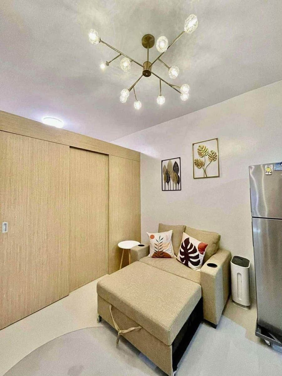 1BR with Balcony | Fully Furnished - photo 3