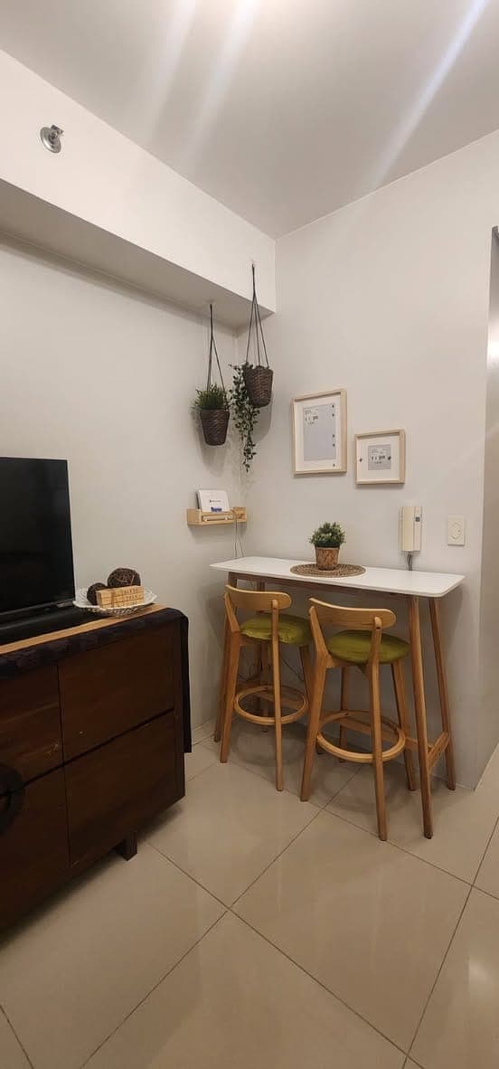 For Rent 1BR Unit with Balcony - photo 5