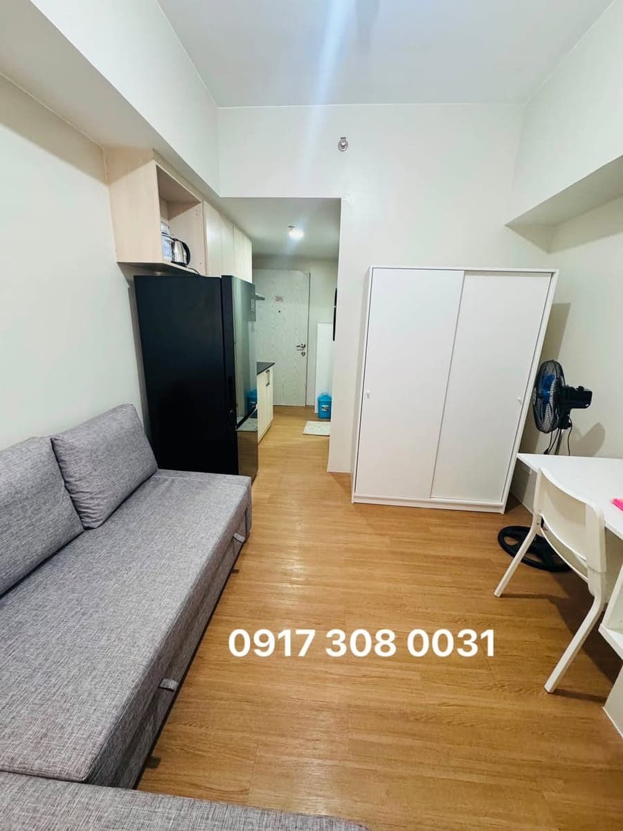 🏙️ Fully-Furnished Studio Condo for Rent in Katipunan - photo 1