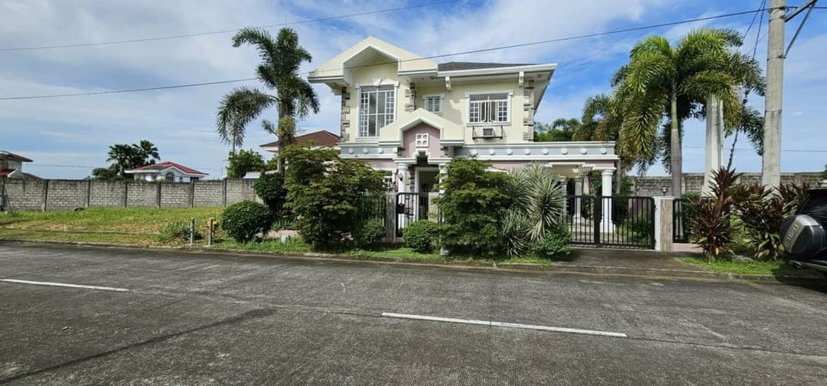 FOR RENT Brgy inchican  chateux de paris - photo 1