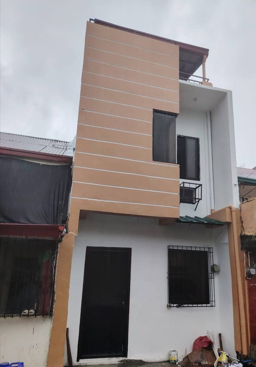Townhouse for rent - photo 1