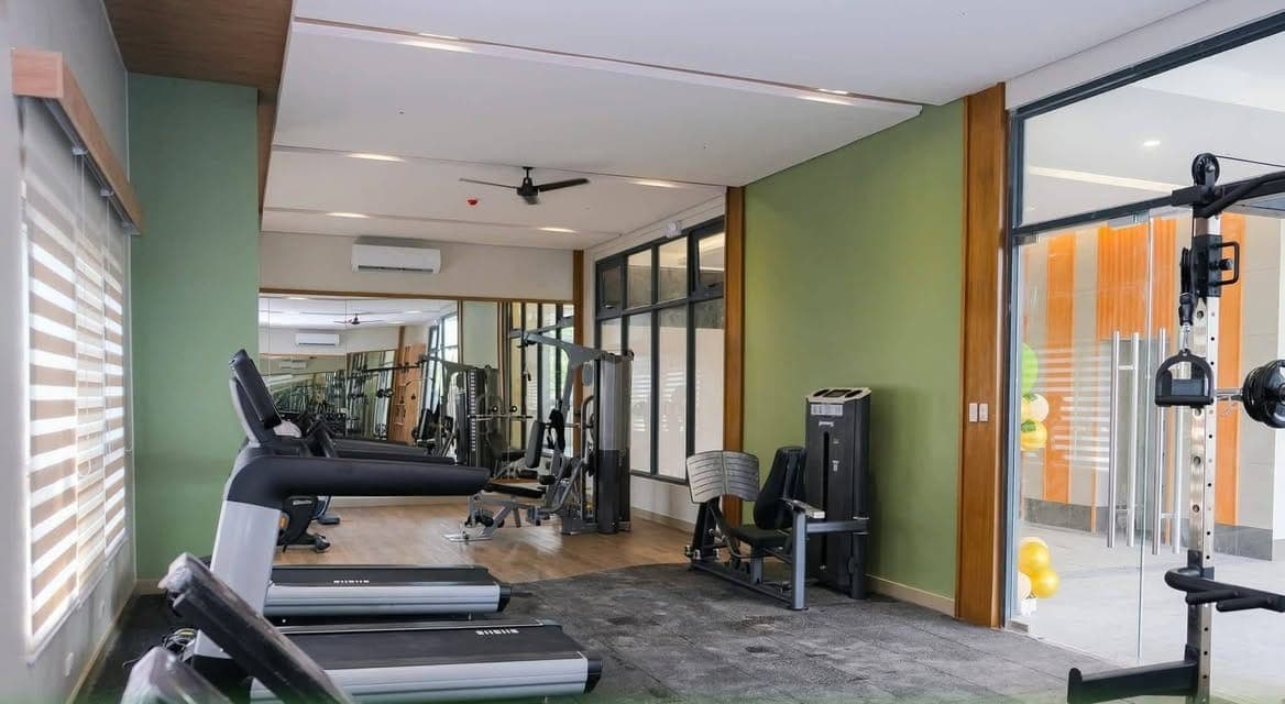 FOR RENT : 1 BEDROOM FULLY FURNISHED UNIT with BALCONY - photo 5