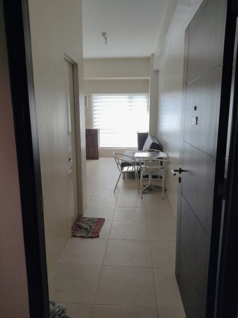 Semi Furnished Studio Condo Unit For Rent - Unit 3612 Tower 3 Avida Towers Vita - photo 1
