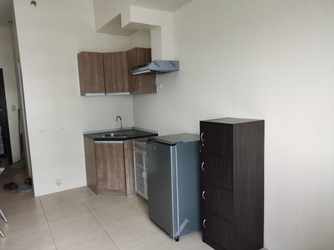 Semi Furnished Studio Condo Unit For Rent - Unit 3612 Tower 3 Avida Towers Vita - photo 4