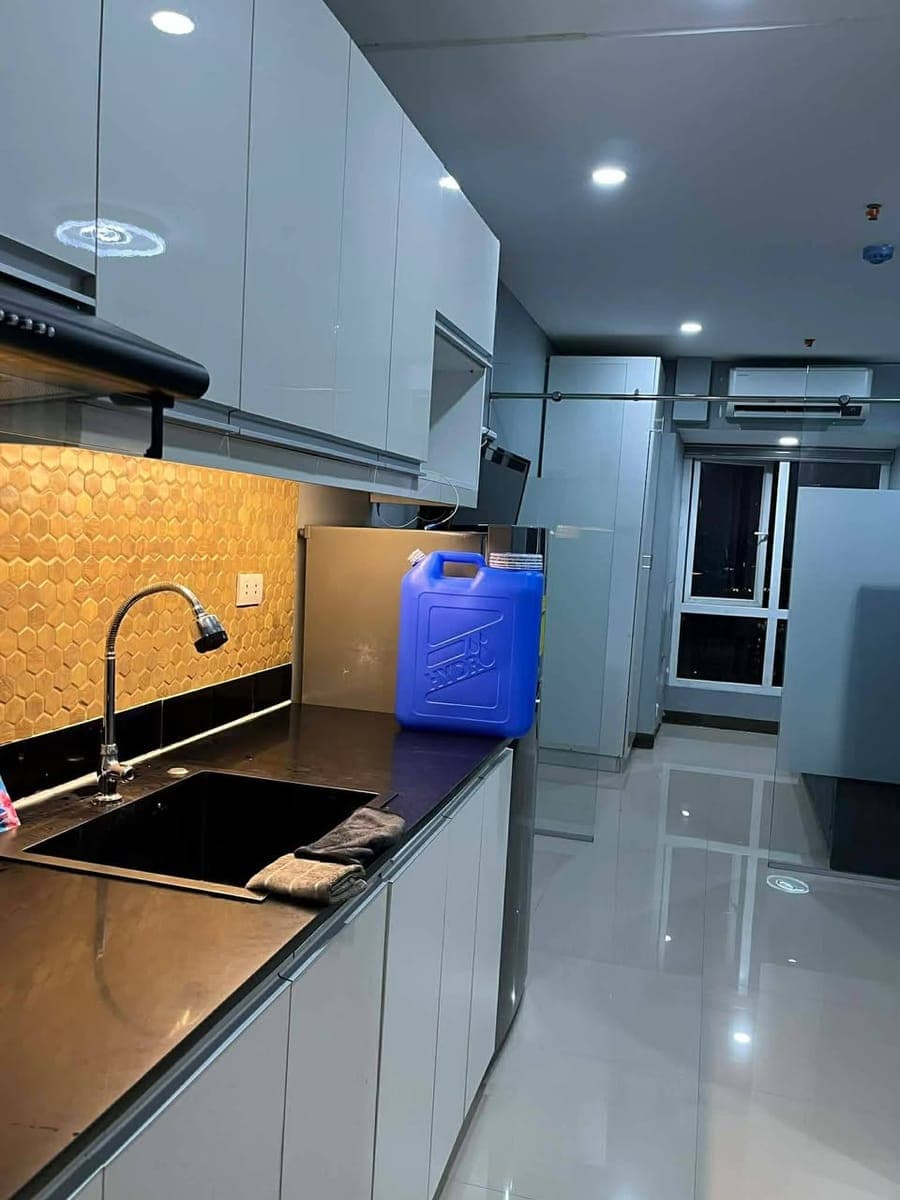 FOR RENT - photo 1